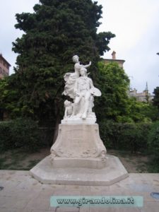Statua di Monsieur Fragonard