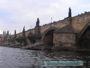 Crociera sulla Moldava, e il Ponte Carlo