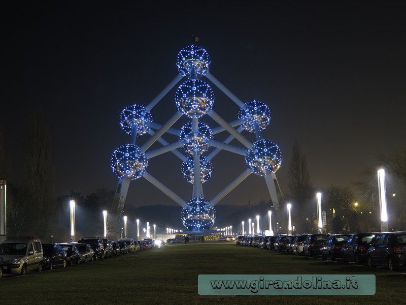 L 'Atomium di notte - Bruxelles 
