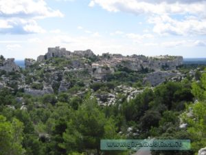 Panorama di Les Baux De Provence, dalla strada