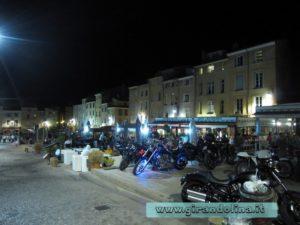 Place des Cardeurs et Fontaine Amado , Place et Fontaine de la Marie Aix En Provence