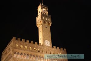 Palazzo Vecchio in notturna