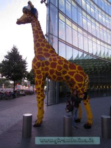 Postdamerplatz-Giraffa-lego