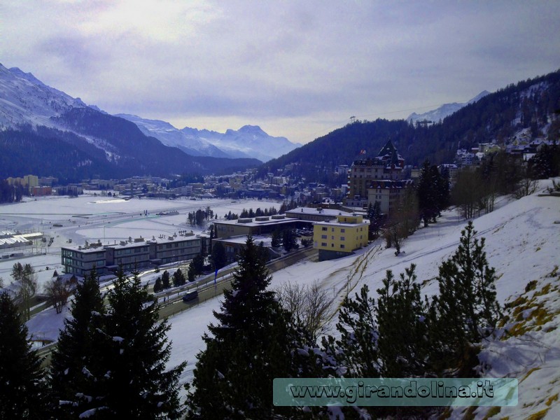 St.Moritz, il panorama e il Lago ghiacciato