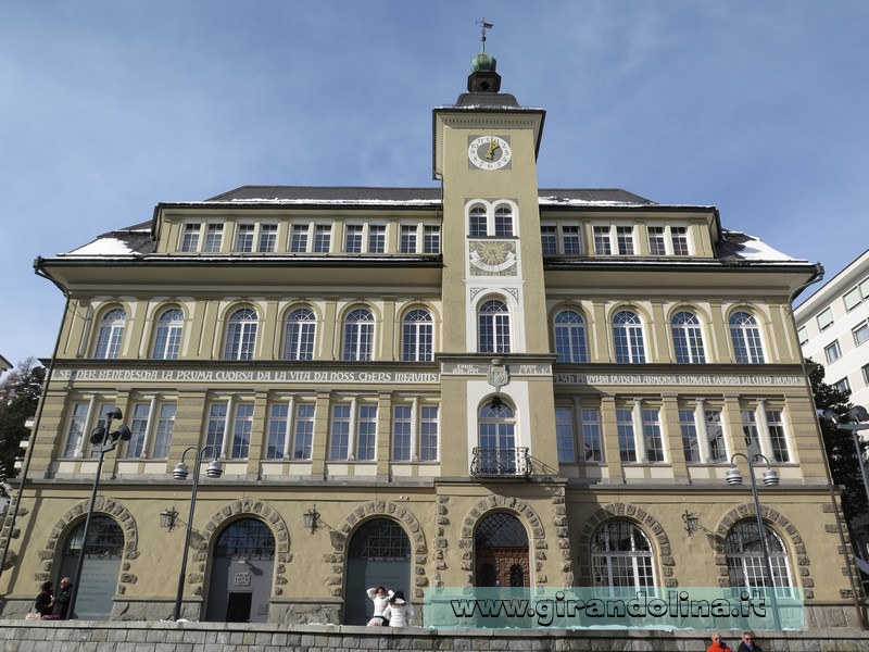 Il Rathaus di St. Moritz