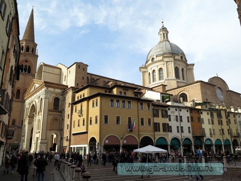 Piazza Erbe Mantova