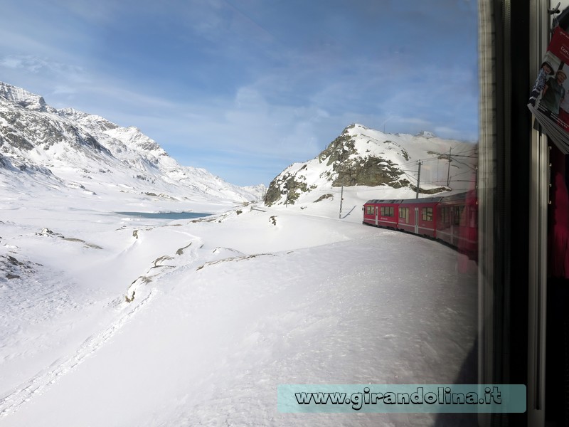 Il Trenino Rosso del Bernina, la stazione di Lago Bianco