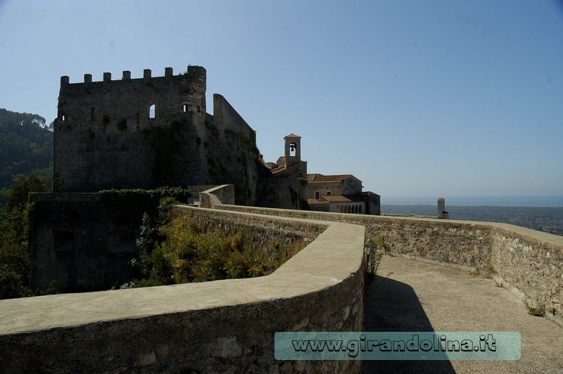 Il Castello Malaspina di Massa, il camminamento