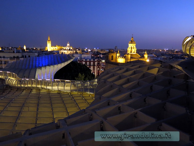 Siviglia e il Metropol Parasol