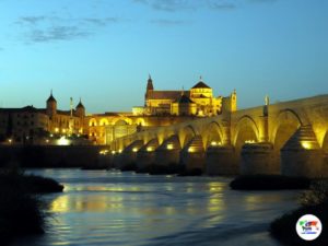 Il Ponte Romano di Cordova al tramonto