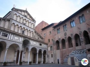 Cattedrale di San Zeno , Piazza Duomo Pistoia