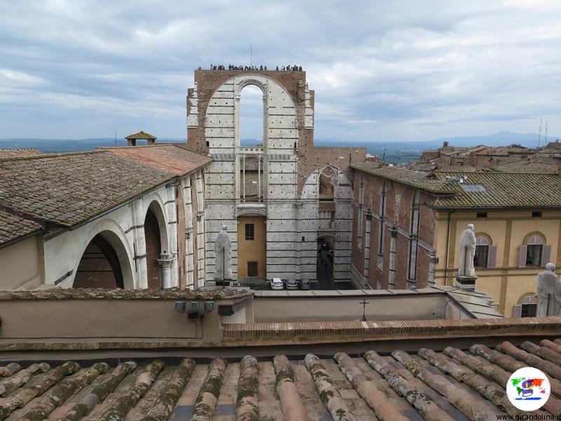 Siena, il Facciatone