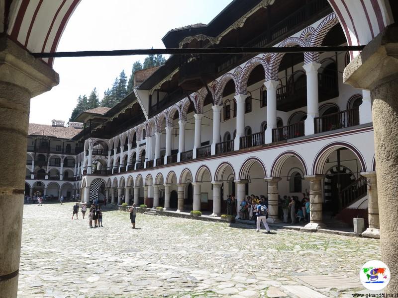 Monastero di Rila e il portone d'entrata