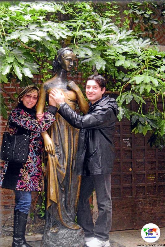 Luoghi portafortuna nel mondo- Statua di Giulietta -Verona