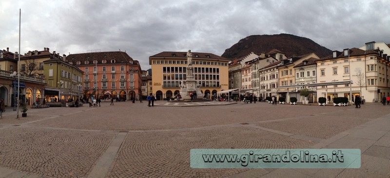 Bolzano cosa vedere - Piazza Walther