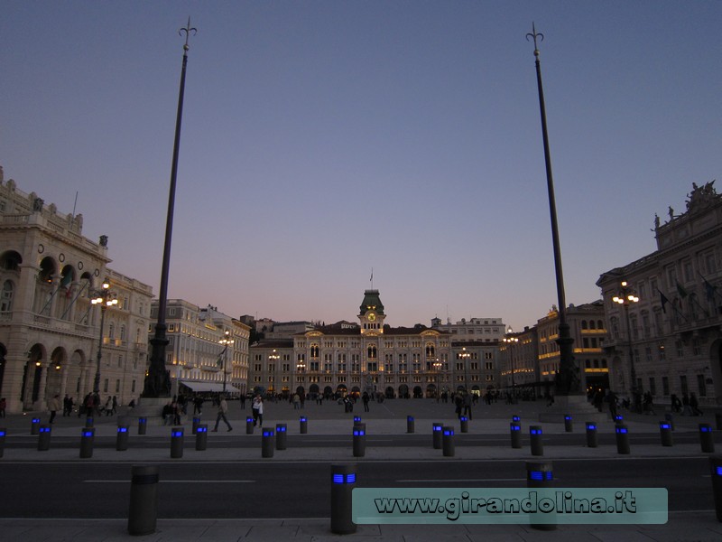 Piazza dell' Unità d'Italia