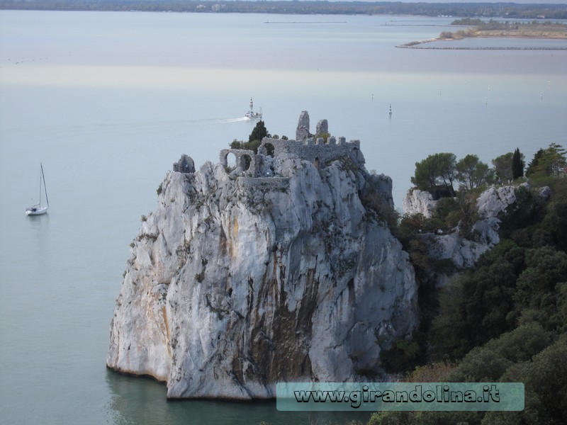  Castello Vecchio Duino - castelli a Trieste