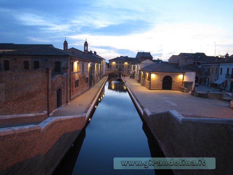 Il tramonto dal Triplice Ponte di Comacchio