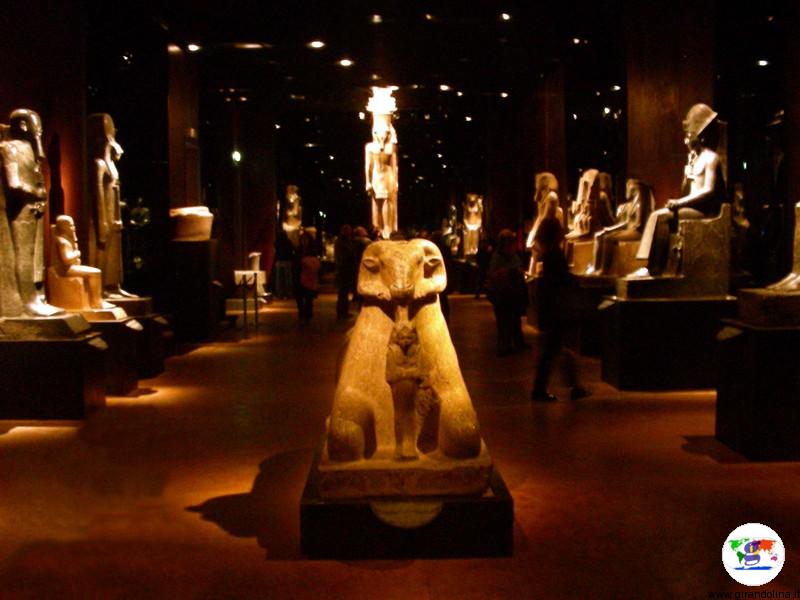 Il Museo Egizio di Torino,  dopo il restauro della sala dello Statuario del  2006