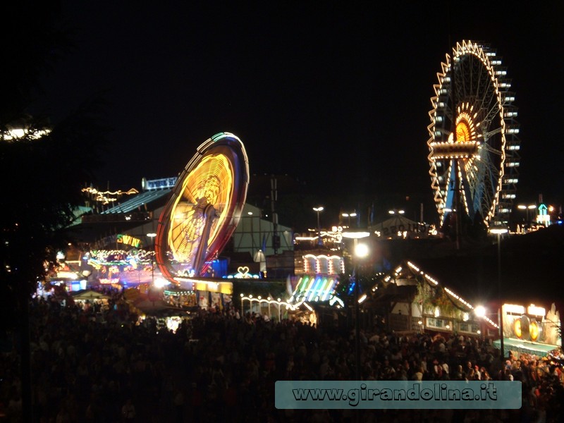 Il famoso Lunapark dell' Oktoberfest