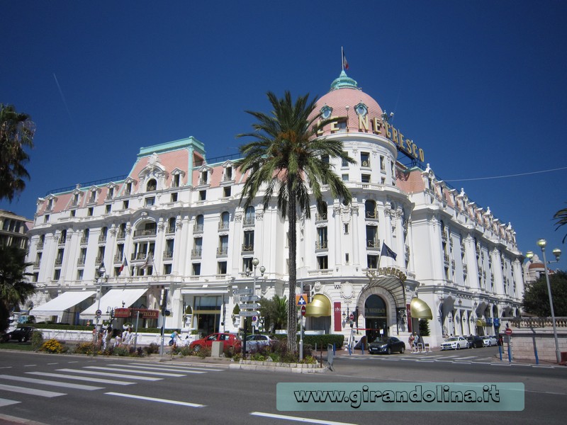  Nizza cosa vedere L'Hotel Negresco 