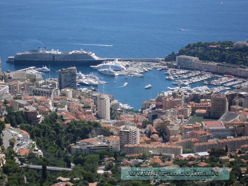 Veduta di Montecarlo dal villaggio La Turbie