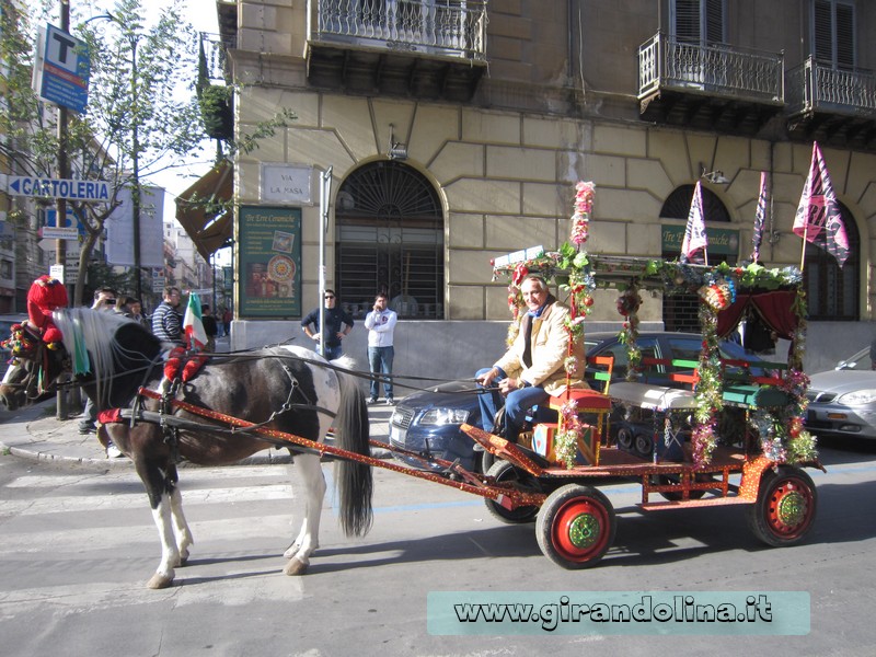 Il Carretto siciliano, nel centro della città