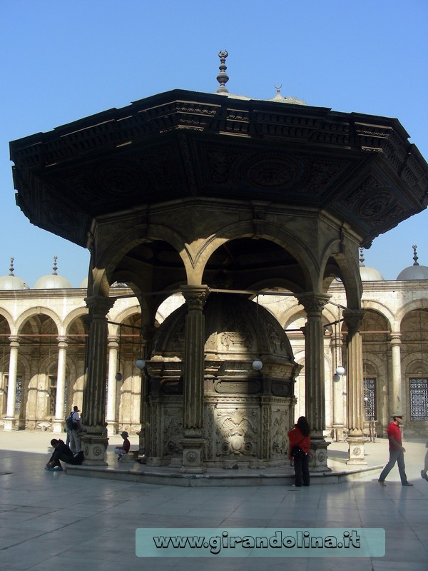 Moschea di Muhammad Ali cortile Cairo