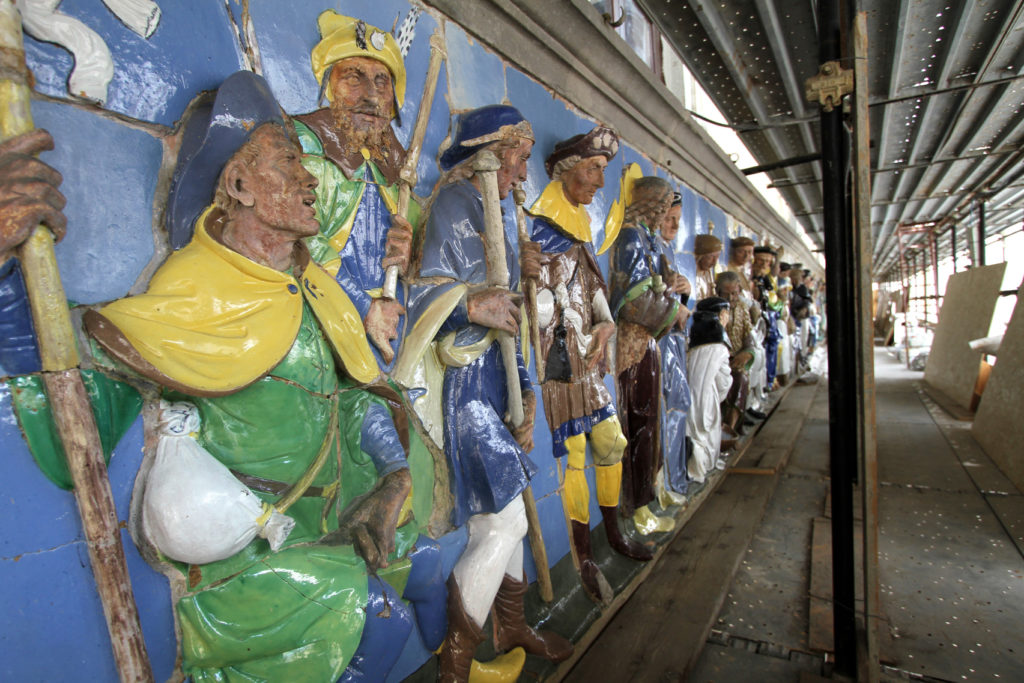 Fregio della Robbia / ph Nicolò Begliomini