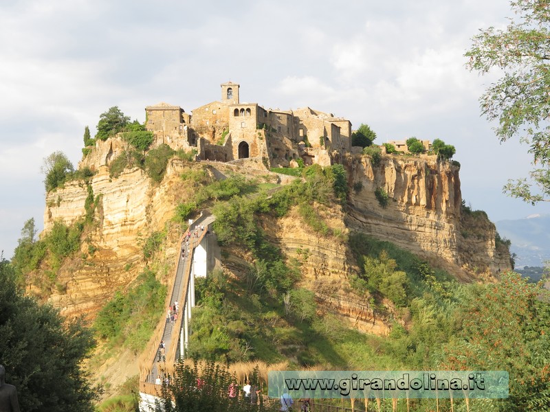 Civita di Bagnoregio al tramonto