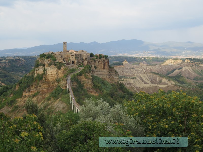 Civita di Bagnoregio e i calanchi