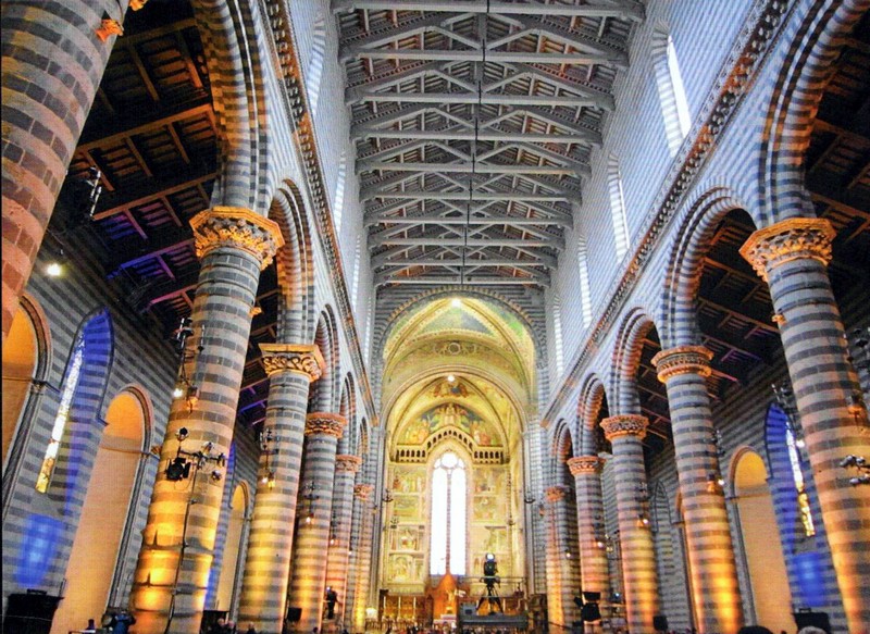 Interno del Duomo di Orvieto