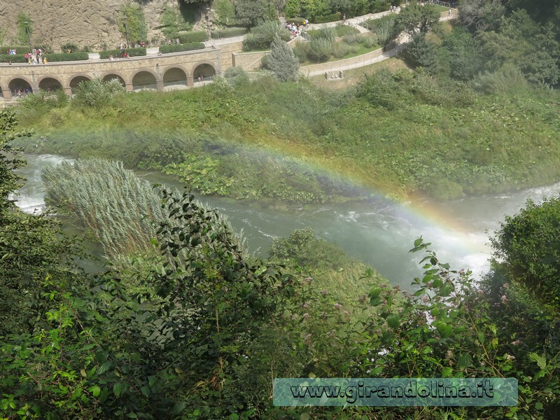 La Cascata delle Marmore -l' Arcobaleno creato dalle acque