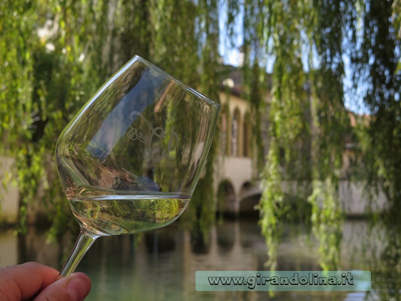 Aperitivo in canoa sul Livenza