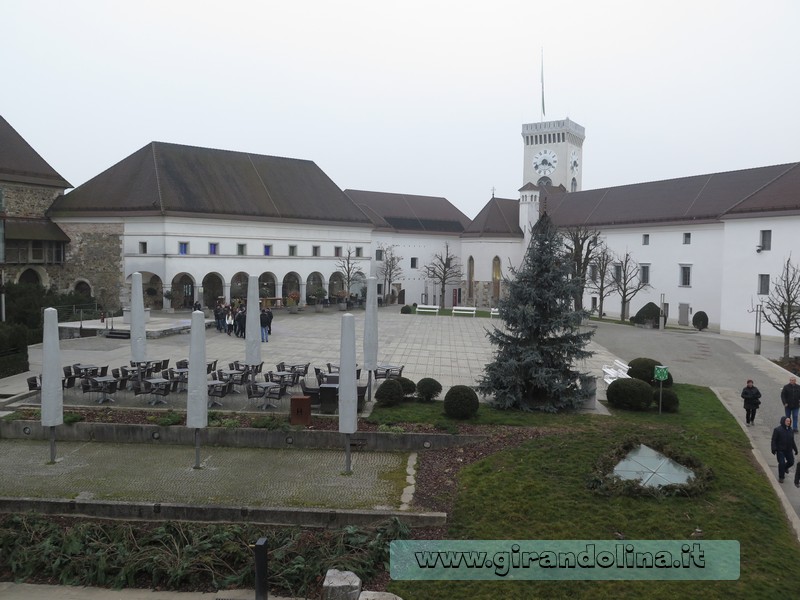 Il Castello di Lubiana, cortile interno