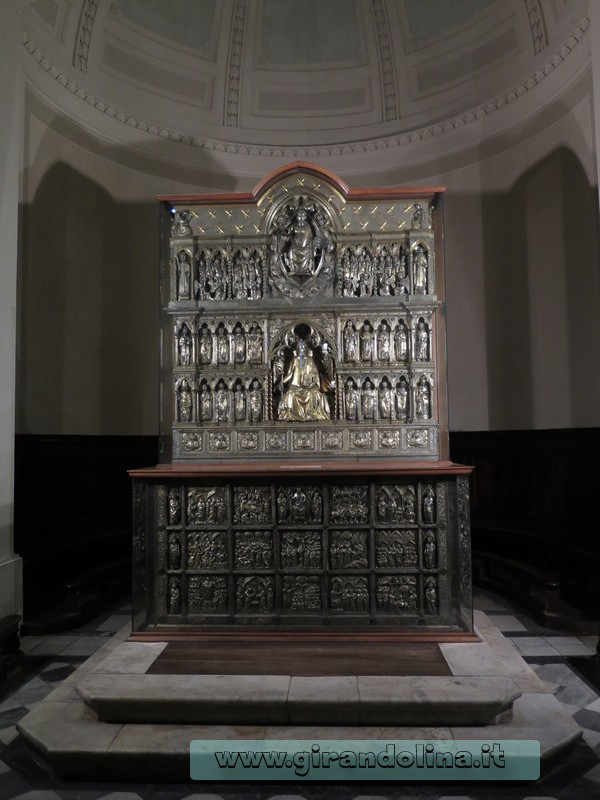 L' Altare Argenteo nella Cattedrale di San Zeno