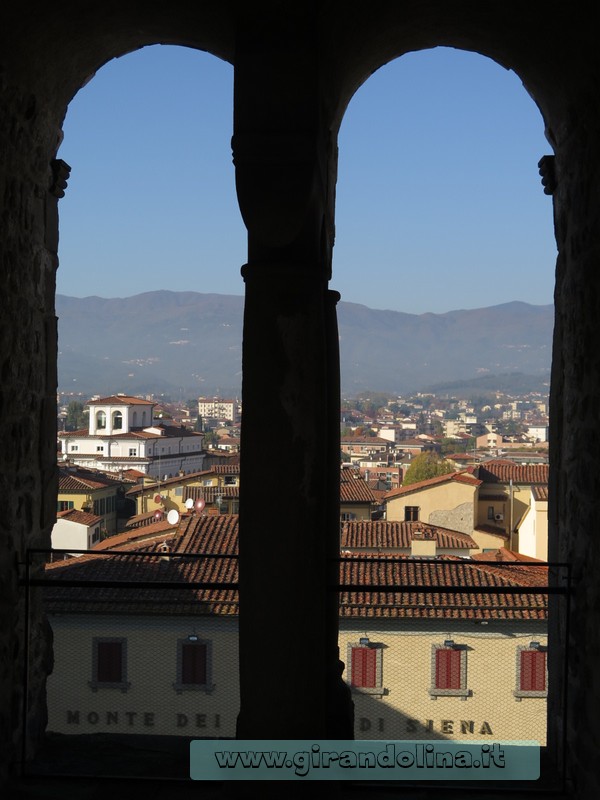 Panorama della città di Pistoia dal Campanile