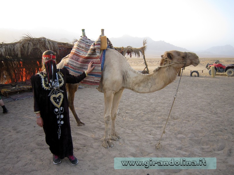 Il vestito tipica da beduina
