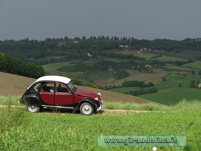 Val D'Orcia itinerari turistici - La nostra Due Cavalli