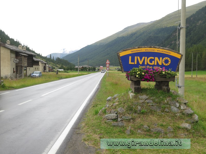 Il cartellone di entrata a Livigno
