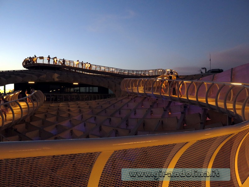 Siviglia in estate: Metropol Parasol