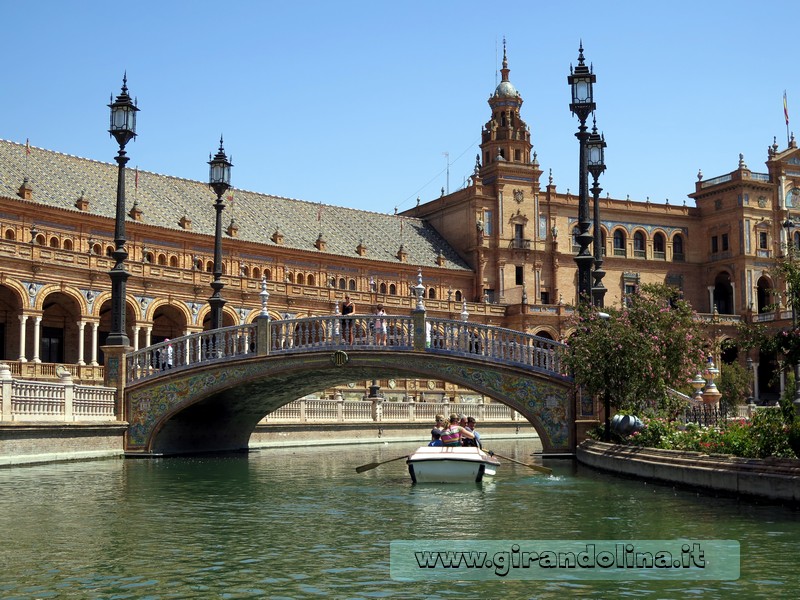 Siviglia, la Plaza de Espana