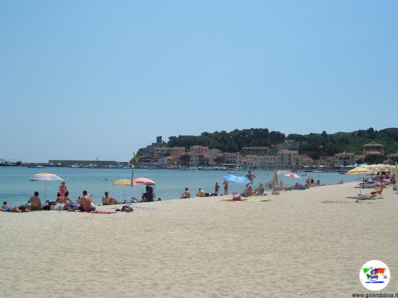 visitare l ' Isola d'Elba e la spiaggia di Marina di Campo