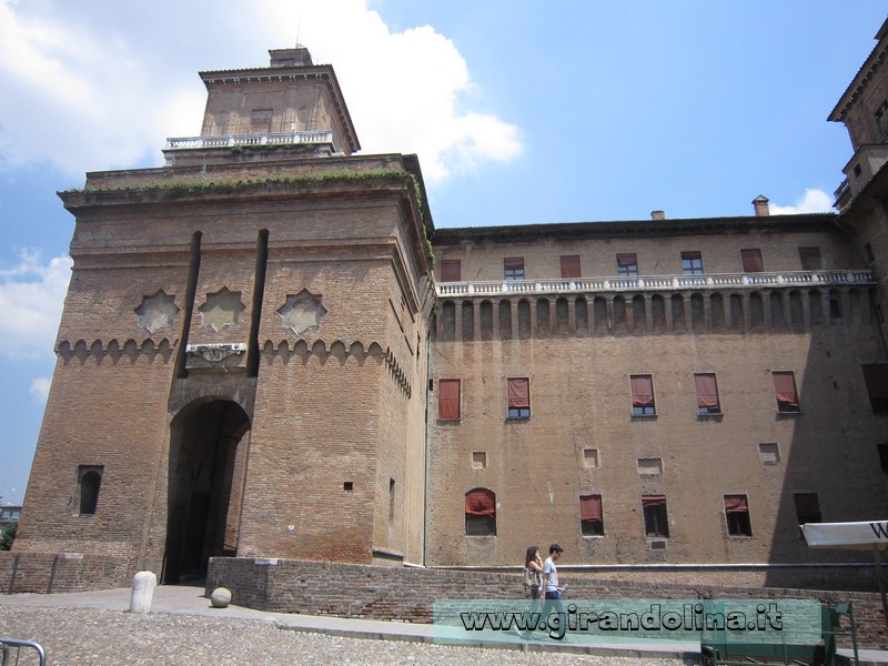 Spiagge della Romagna - Ferrara . Castello Estense