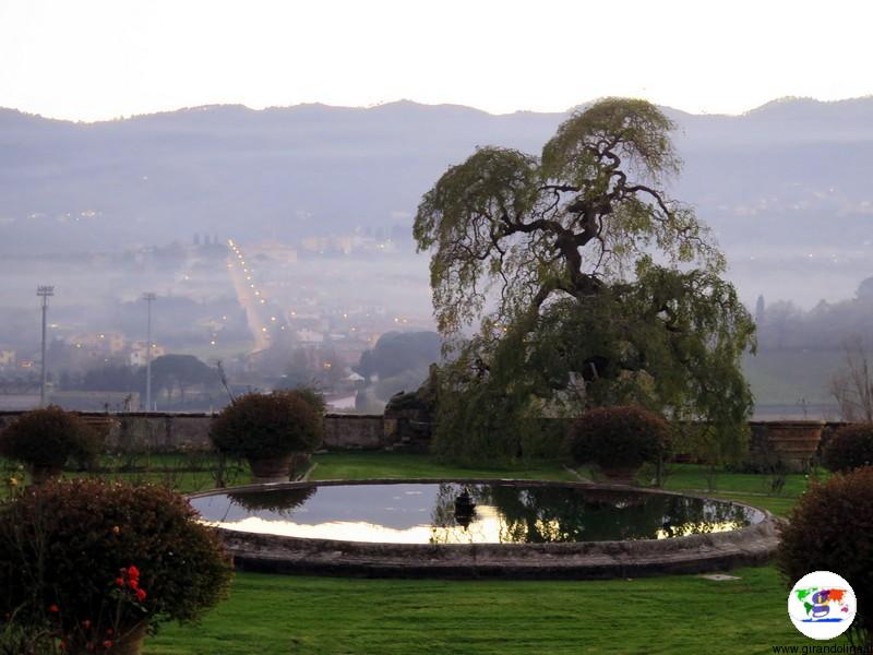 I giardini e il panorama di Villa la Magia Quarrata