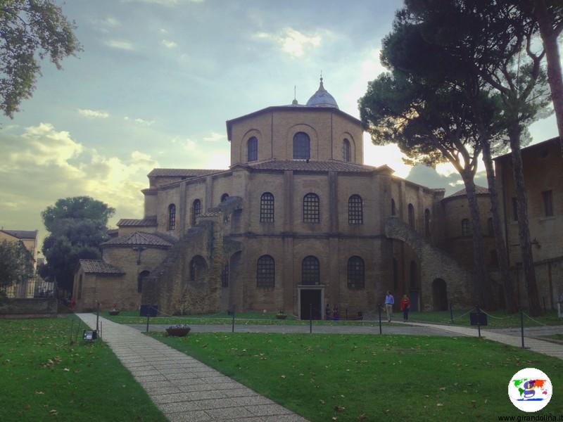 Spiagge della Romagna - Ravenna. Basilica di San Vitale