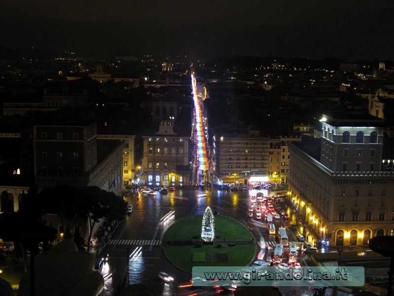 Alberi di natale italiani : L’albero di Natale in Piazza Venezia a Roma