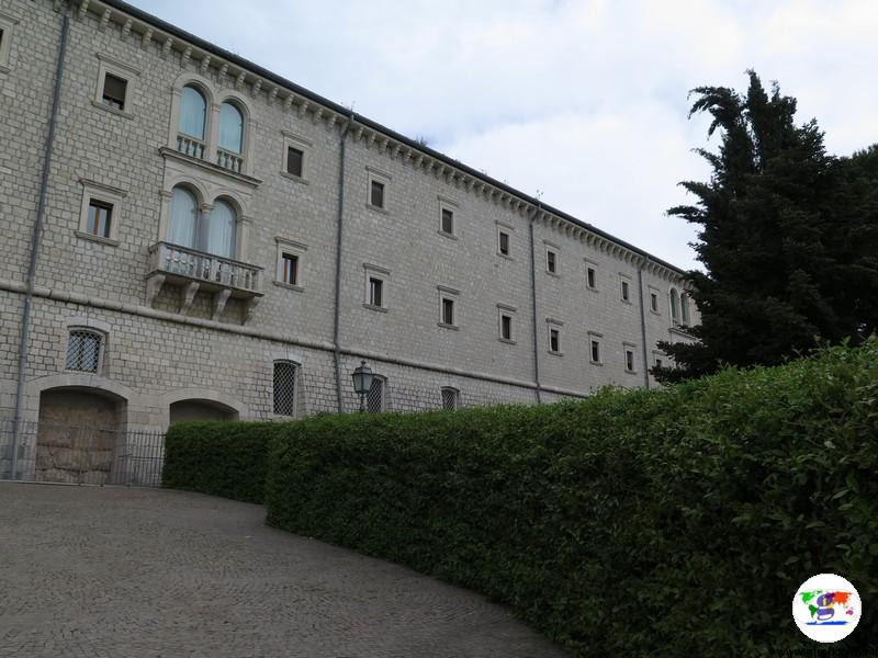 Abbazia di Montecassino ingresso