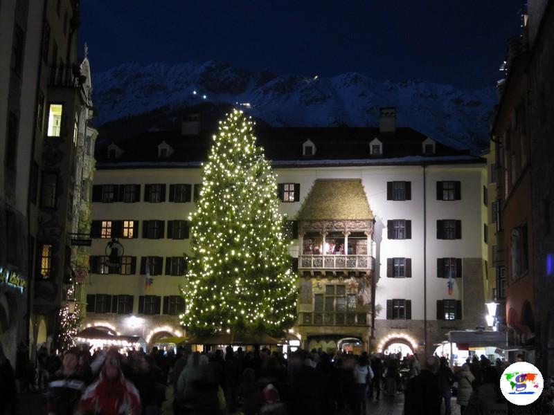 Mercatino di Natale a Innsbruck - il Tettuccio d'Oro