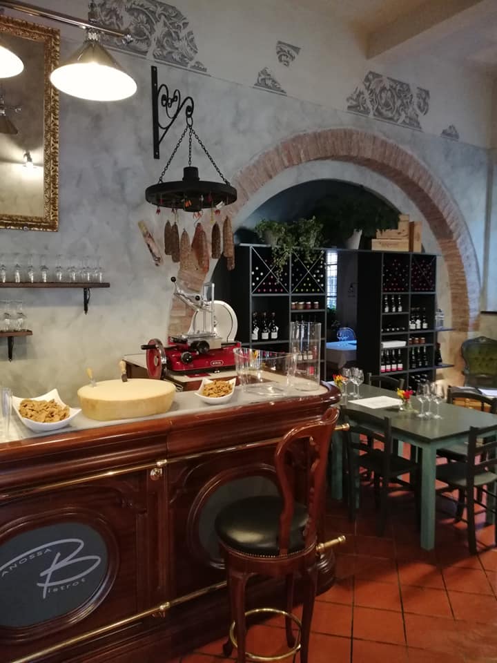 Hotel Broletto Mantova, e il ristorante Bistrot Canossa